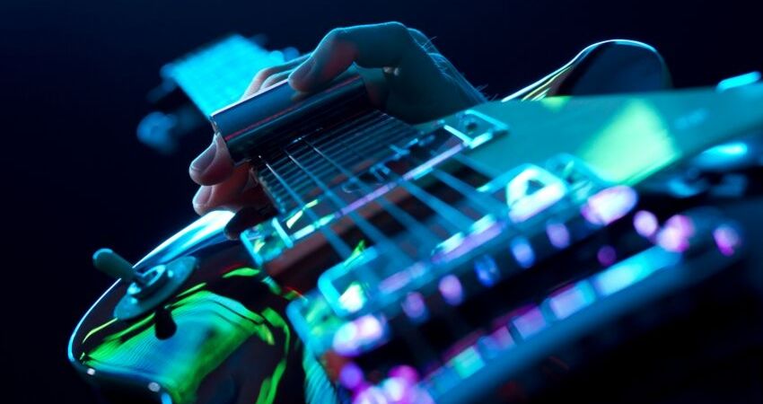 Os benefícios do curso de guitarra online